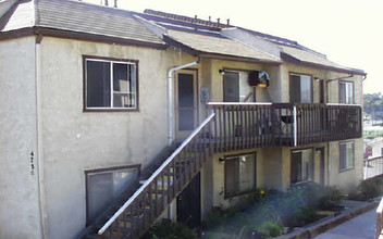 Cereza Apartments in San Diego, CA - Building Photo - Building Photo