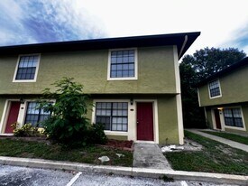 7473 Belle River Ct in Winter Park, FL - Building Photo