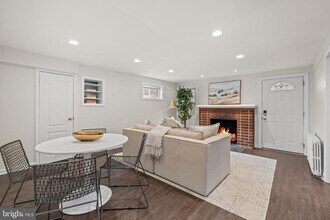 1700 Dewitt Ave in Alexandria, VA - Building Photo - Building Photo