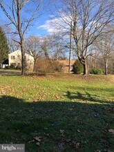 200 Brookwood Dr in Ambler, PA - Building Photo - Building Photo