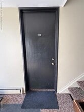 4190 S Rochester Rd, Unit 112 in Royal Oak, MI - Foto de edificio - Building Photo