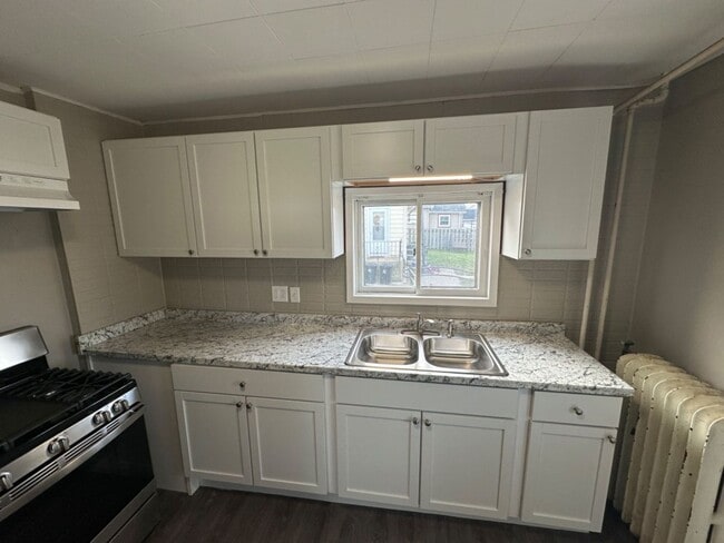 1026 E Main St in Waukesha, WI - Building Photo - Building Photo
