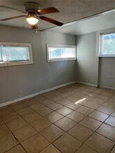 2102 14th St S-Unit -B in St. Petersburg, FL - Building Photo - Building Photo