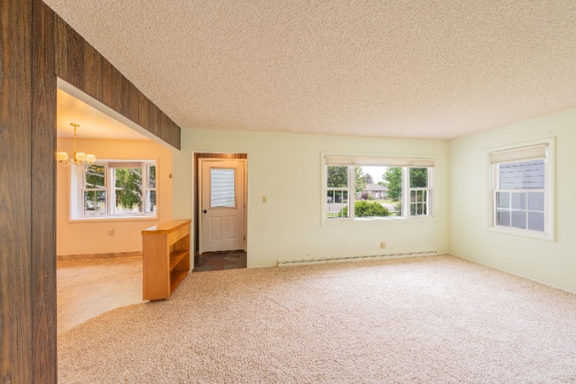 4038 4th Ave N in Great Falls, MT - Building Photo - Building Photo