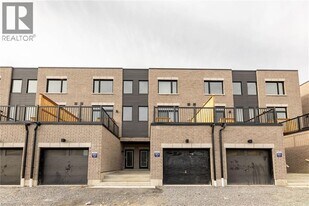 217 Monarch Ave in Ajax, ON - Building Photo