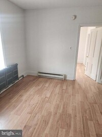 4825 Longshore Ave photo'