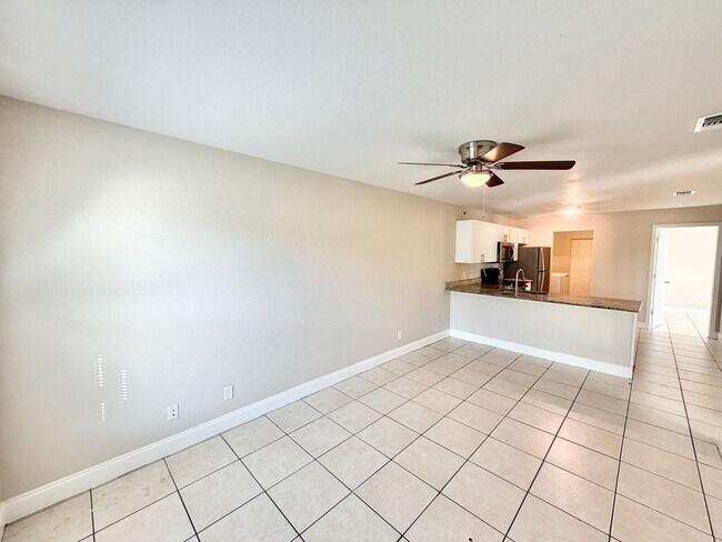 2001 46th Terrace SW in Naples, FL - Building Photo - Building Photo