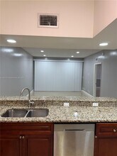 2818 NW 24th St in Coral Springs, FL - Foto de edificio - Building Photo