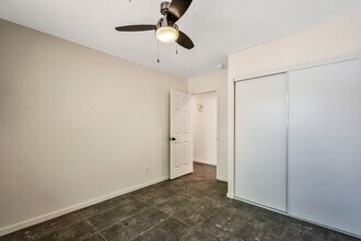 110 E Manhatton Dr in Tempe, AZ - Building Photo - Building Photo