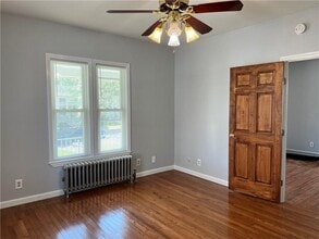 15 Marion Terrace in Pawtucket, RI - Foto de edificio - Building Photo