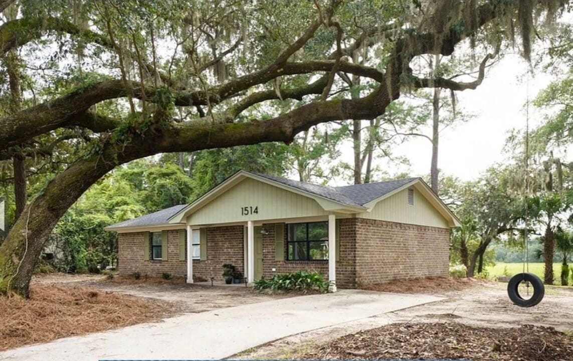 1514 Sycamore St in Beaufort, SC - Building Photo
