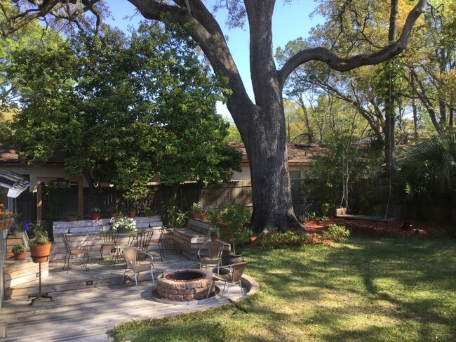 property at 3153 Fairwood Lane West