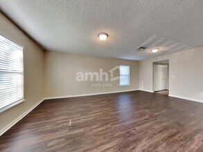 7078 Shady Pine Ct in Jacksonville, FL - Building Photo - Building Photo