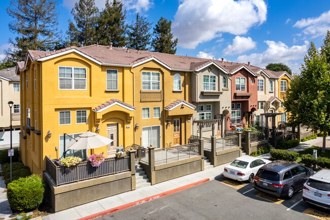 Lunare Townhomes