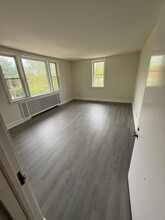 157 E Walnut St in Kingston, PA - Building Photo - Building Photo