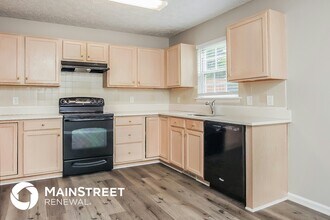 2215 Springhill Ave in Raleigh, NC - Building Photo - Building Photo