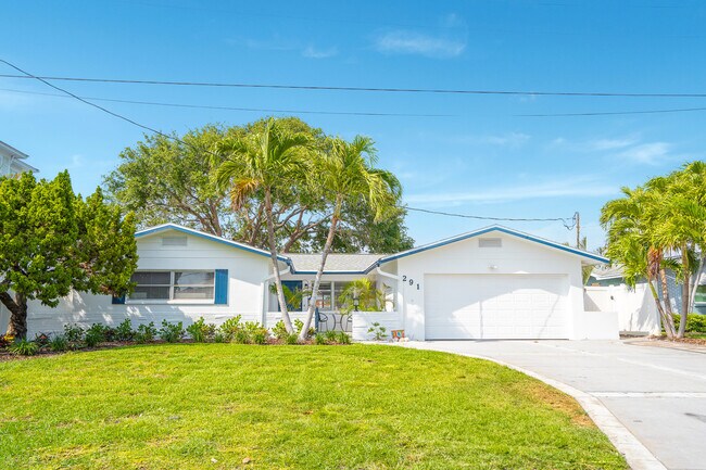 291 N Tessier Dr in St Pete Beach, FL - Building Photo - Building Photo