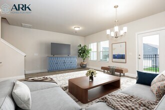 831 Holland Ct in Columbia, TN - Building Photo - Building Photo