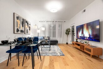 618 W Patterson Ave in Chicago, IL - Building Photo - Building Photo