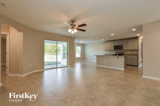 115 Southern Breeze Lp in Winter Haven, FL - Building Photo - Building Photo