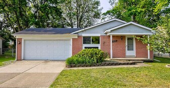 41481 Cumberland Dr in Canton Township, MI - Building Photo