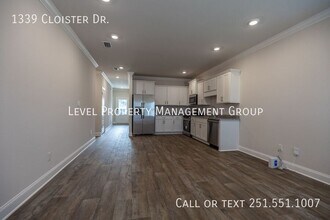 1339 Cloister Dr in Daphne, AL - Building Photo - Building Photo