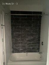 31 Main St in Monsey, NY - Building Photo - Building Photo