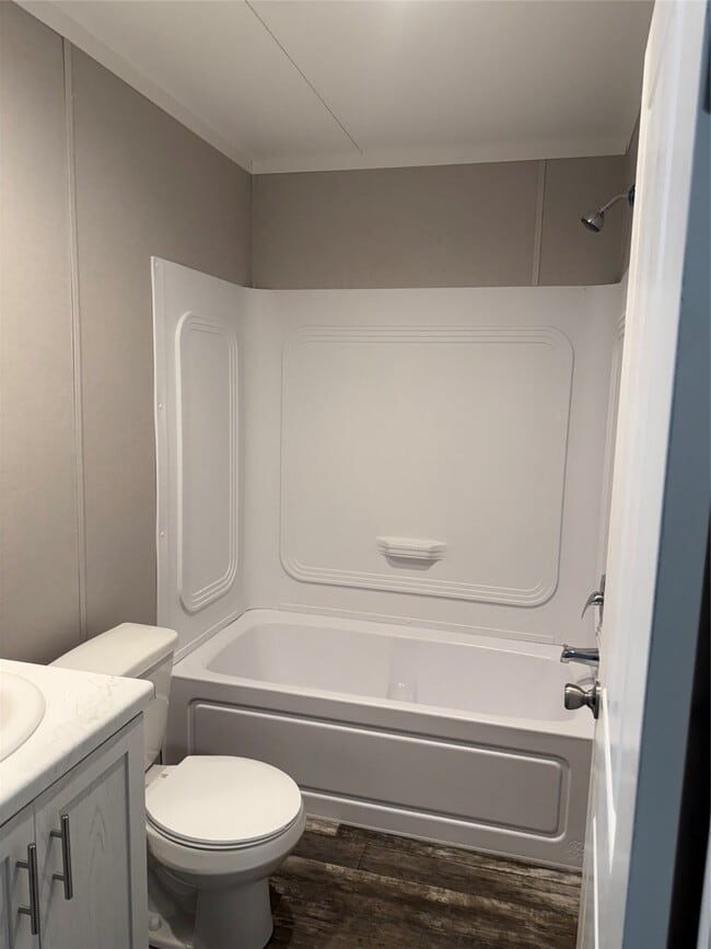 property at 2430 County Rd 318