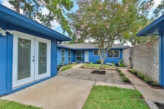 12410 Pantano Drive in Houston, TX - Building Photo - Building Photo