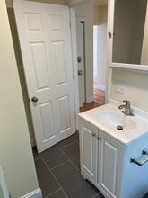 83 Bolton St, Unit #3 in Boston, MA - Foto de edificio - Building Photo