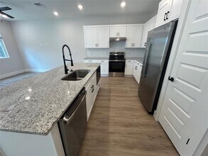 7403 Wondering Armadillo Way in Austin, TX - Building Photo - Building Photo
