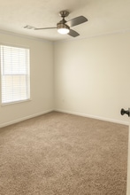 Room in Townhome on Waverly Hills Dr in Lawrenceville, GA - Building Photo - Building Photo