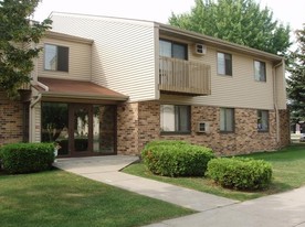 Maplewood Meadows I Apartments