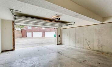 15308 Royal Troon Ave in Louisville, KY - Building Photo - Building Photo