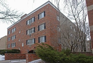 Marlew Apartments in Milwaukee, WI - Building Photo - Building Photo