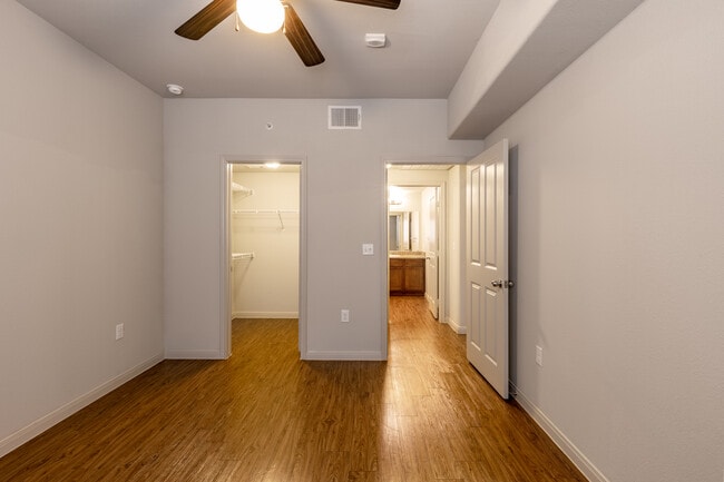 Freedom Hills Ranch in San Antonio, TX - Foto de edificio - Interior Photo