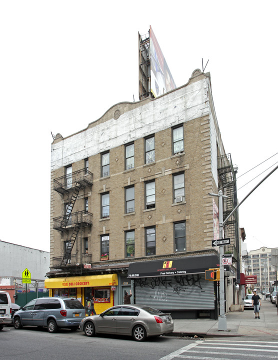 4002 Third Ave in Brooklyn, NY - Building Photo