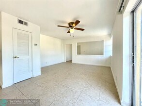 4071 N Dixie Hwy in Oakland Park, FL - Building Photo - Building Photo