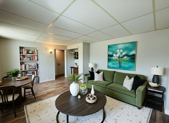 property at 37 N Franklin St