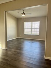 211 1st St in Holmesville, OH - Building Photo - Building Photo