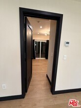 7309 Yarmouth Ave in Los Angeles, CA - Building Photo - Building Photo