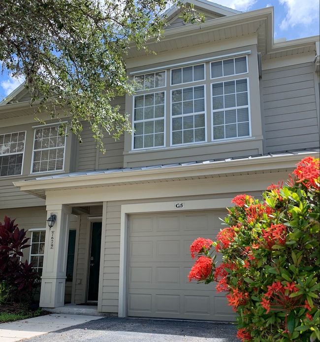 property at 7679 Plantation Cir