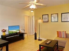 167 N Collier Blvd-Unit -H7 in Marco Island, FL - Building Photo - Building Photo