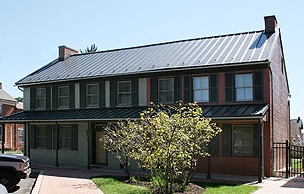 Three Center Square in Maytown, PA - Foto de edificio
