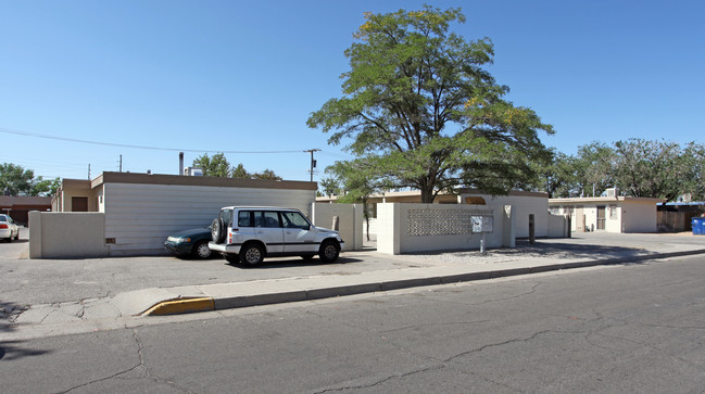 3410 Crest Ave SE in Albuquerque, NM - Building Photo - Building Photo