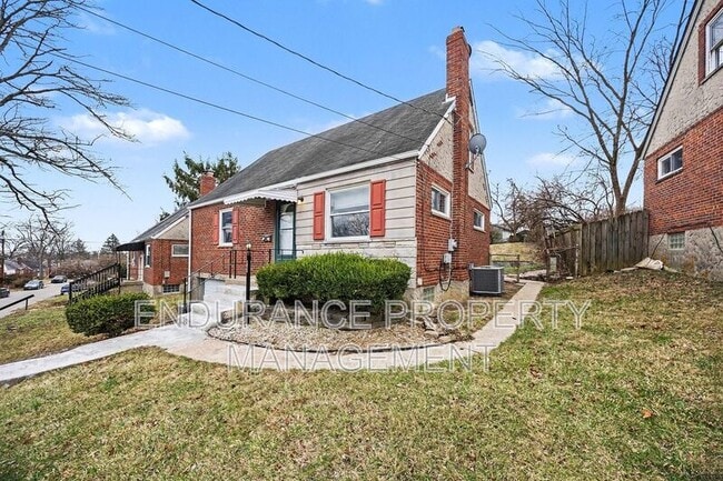 property at 4765 Hardwick Dr