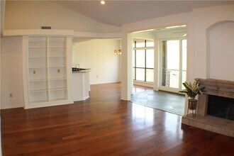 1000 Liberty Park Dr in Austin, TX - Building Photo - Building Photo