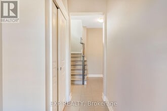 174 Winterberry Blvd in Thorold, ON - Building Photo - Building Photo