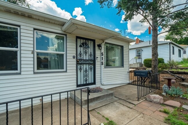 515 W San Miguel St in Colorado Springs, CO - Building Photo - Building Photo
