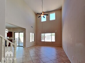 25714 N 54th Glen in Phoenix, AZ - Foto de edificio - Building Photo